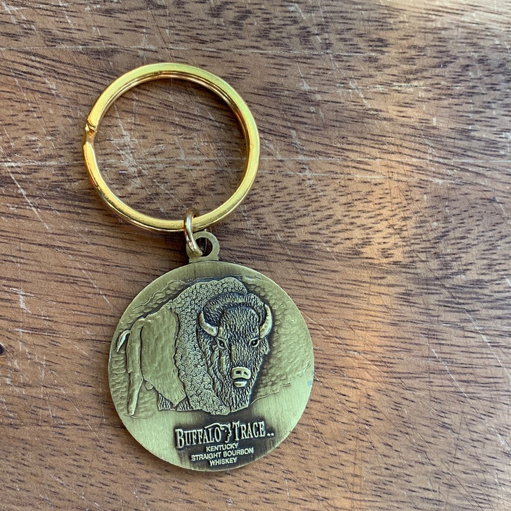 Buffalo trace distillery vintage and rare keychain - Picture 1 of 2